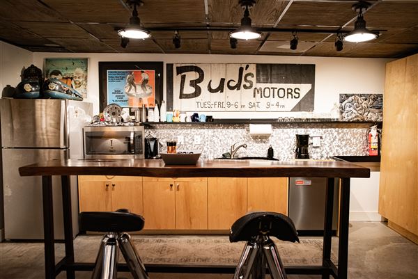 Bud's Building