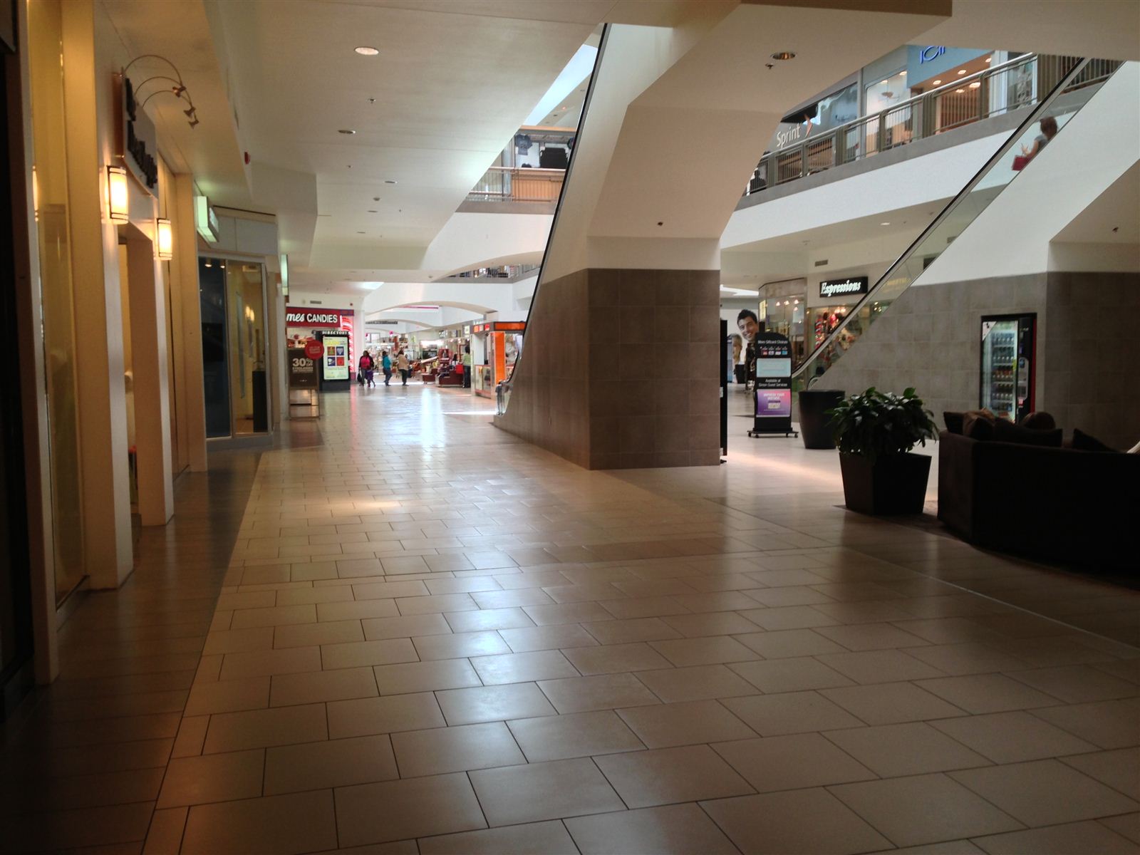 Jewelry Stores At Lakeline Mall Claire's Ear Piercing